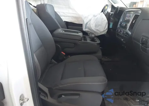 2017 Chevrolet Silverado 1500 2Lt z USA, uszkodzony, nr VIN 1GCVKREC0HZ325097